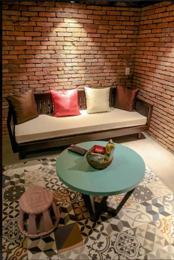 Stay&Chill - S.1: Ancient Studio Nearby Bui Vien Ho Chi Minh Zewnętrze zdjęcie